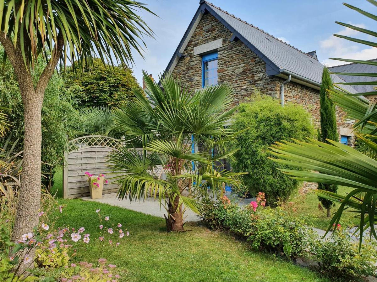 Bed and Breakfast La Bastide Du Moulin - Mont St Michel Moidrey Экстерьер фото